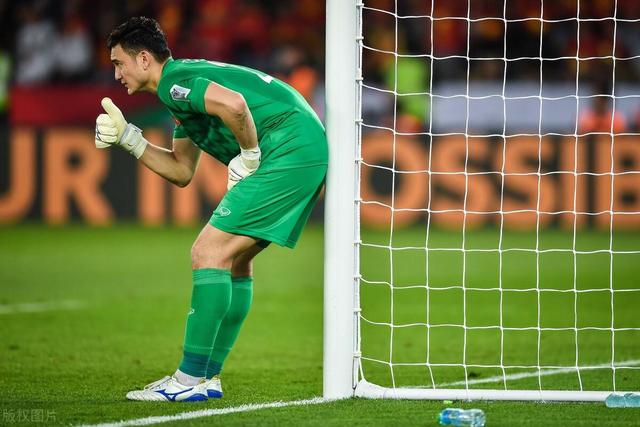 媒体人：四川男篮持有CBA公司5%股权被冻结