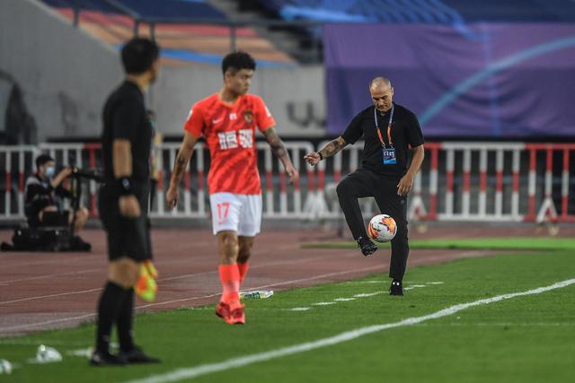 小卡三节砍31分快船大胜奇才 公牛送黄蜂5连败