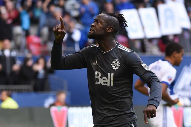 马刺1年220万签回内线悍将 投篮命中率72.5%